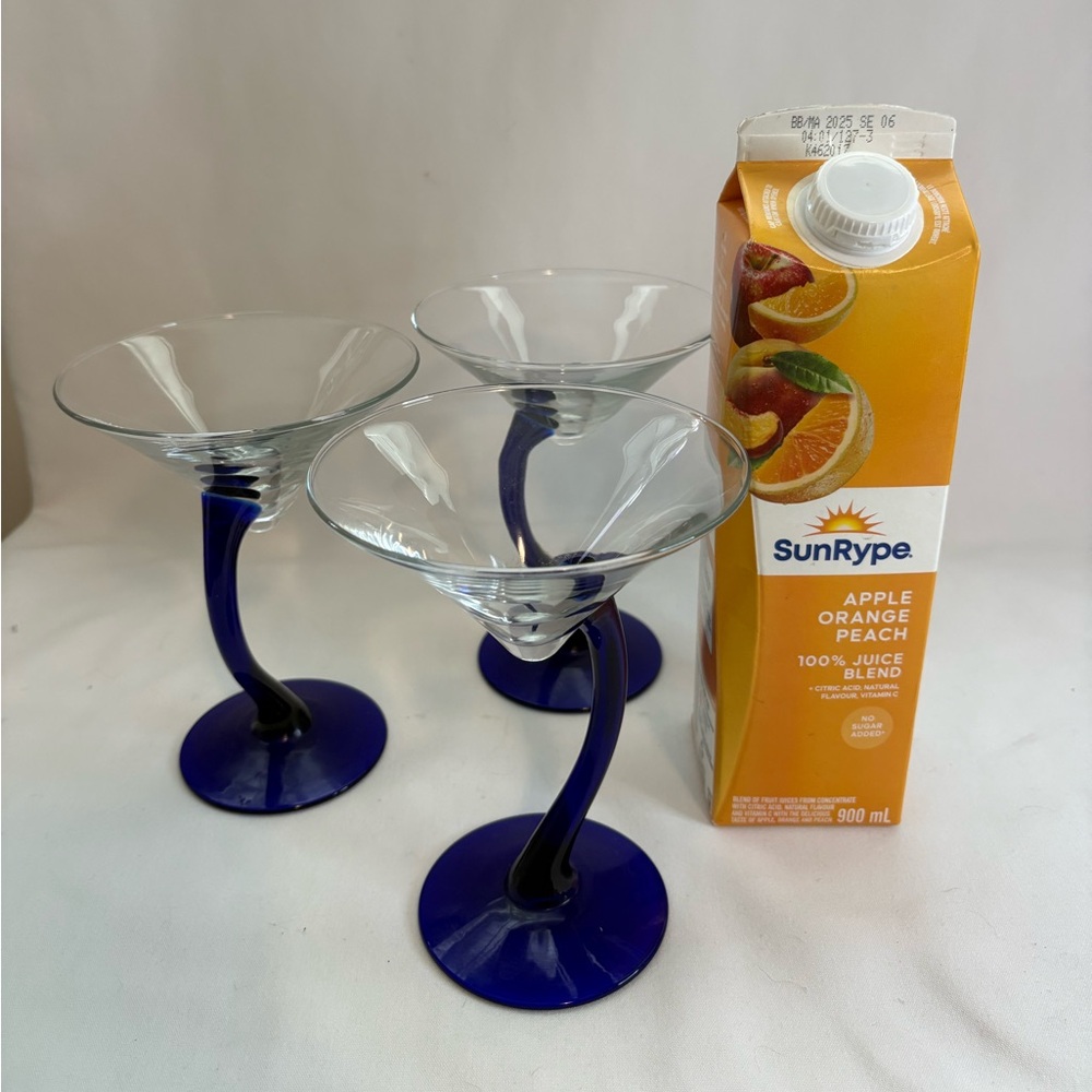 Set of three Libby Bravura martini glasses